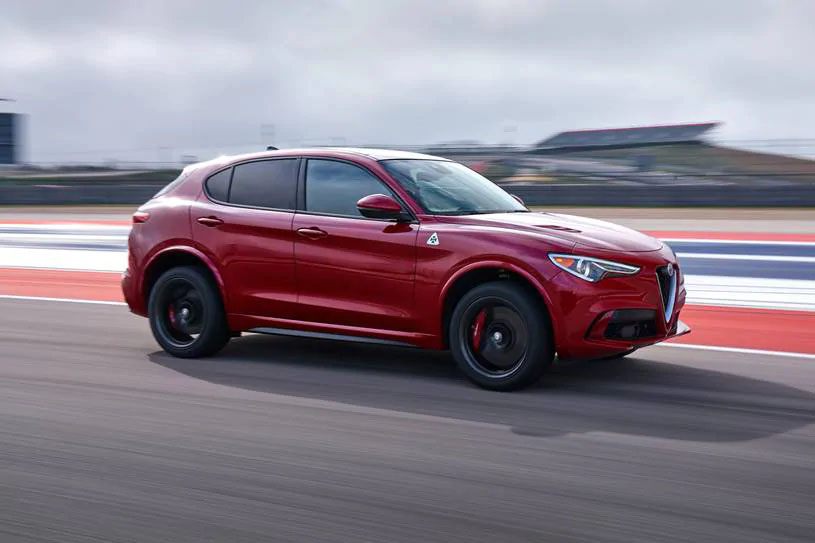 cam-giac-lai-alfa-romeo-stelvio-tinbanxe.jpg