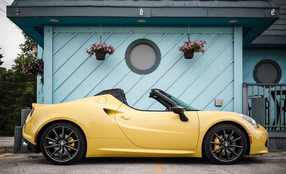 than-xe-alfa-romeo-4c.jpg