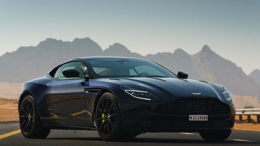 cum-dau-xe-aston-martin-db11-tinbanxe.jpg