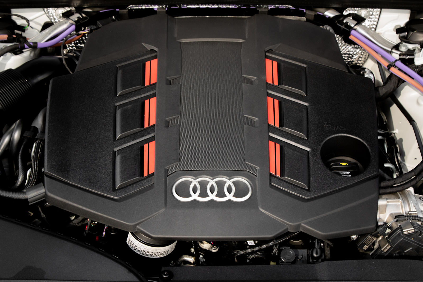 dong-co-audi-s7.jpg