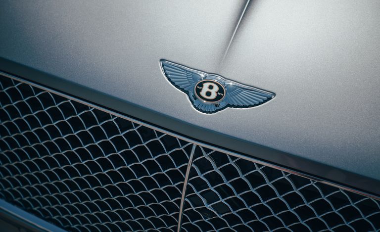 logo-bentley-continental-gt-phia-truoc.jpg