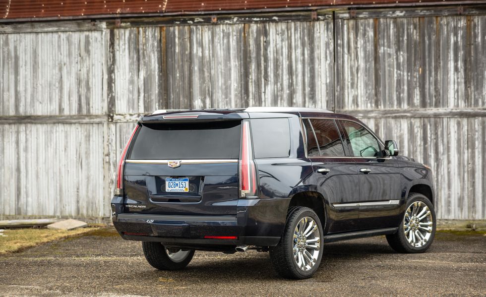 SUV cơ bắp Cadillac Escalade 2020 sẽ có ba phiên bản động cơ