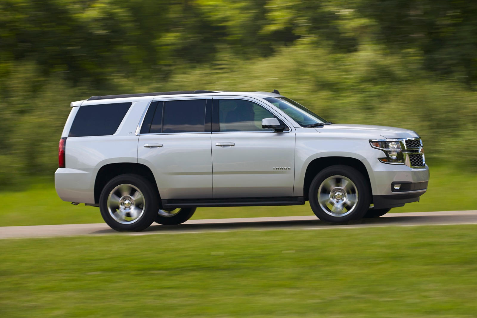 an-toan-chevrolet-tahoe.jpg