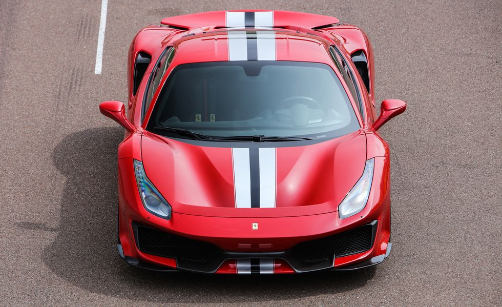 dau-xe-ferrari-488-pista.jpg