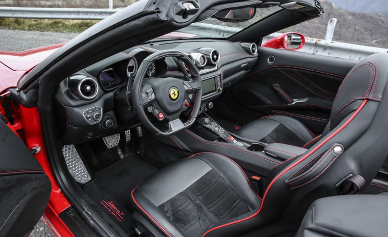 tap-lo-ferrari-california-t-tinbanxe.jpg