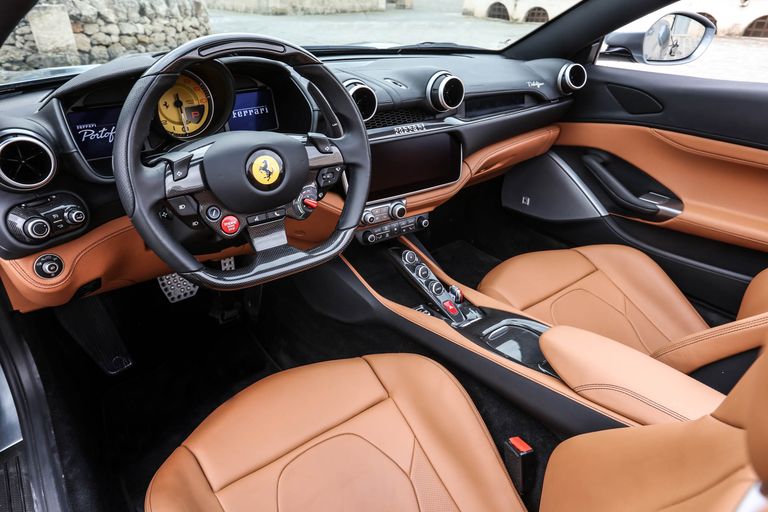 tap-lo-ferrari-portofino.jpg