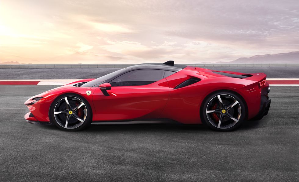 cam-giac-lai-ferrari-sf90-stradale.jpg