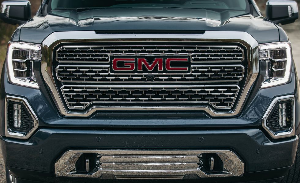 mat-ca-lang-gmc-sierra-at4.jpg