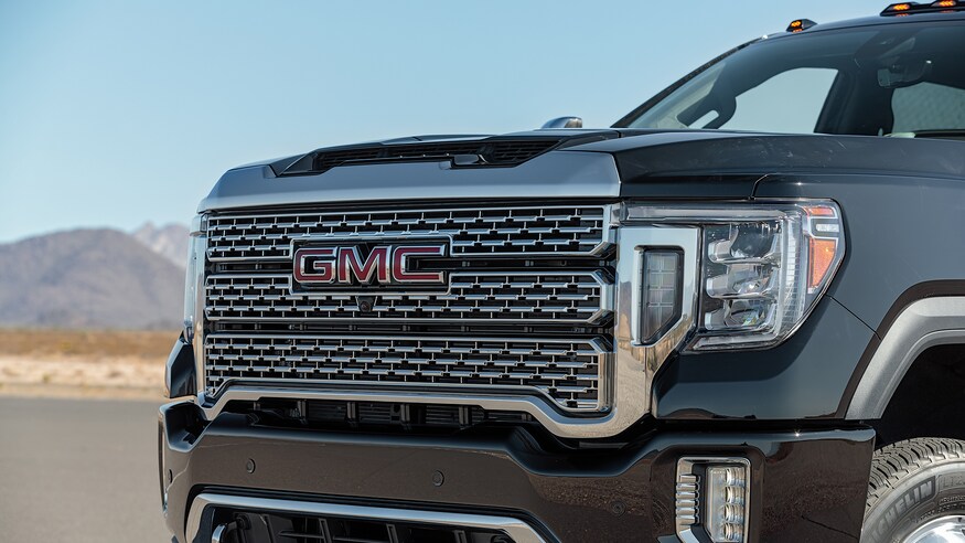 mat-ca-lang-gmc-sierra-3500hd-denali.jpg