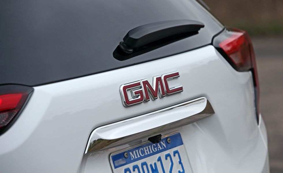 logo-gmc-terrain-phia-sau.jpg