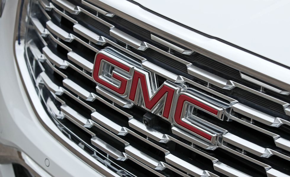 logo-gmc-terrain-phia-truoc.jpg