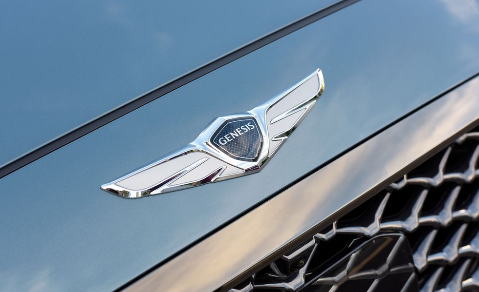 logo-genesis-g80.jpg