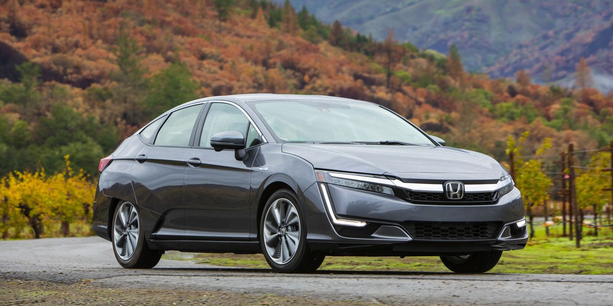 VIDEO Honda Clarity Fuel Cell xuất hiện ấn tượng tại Triển lãm