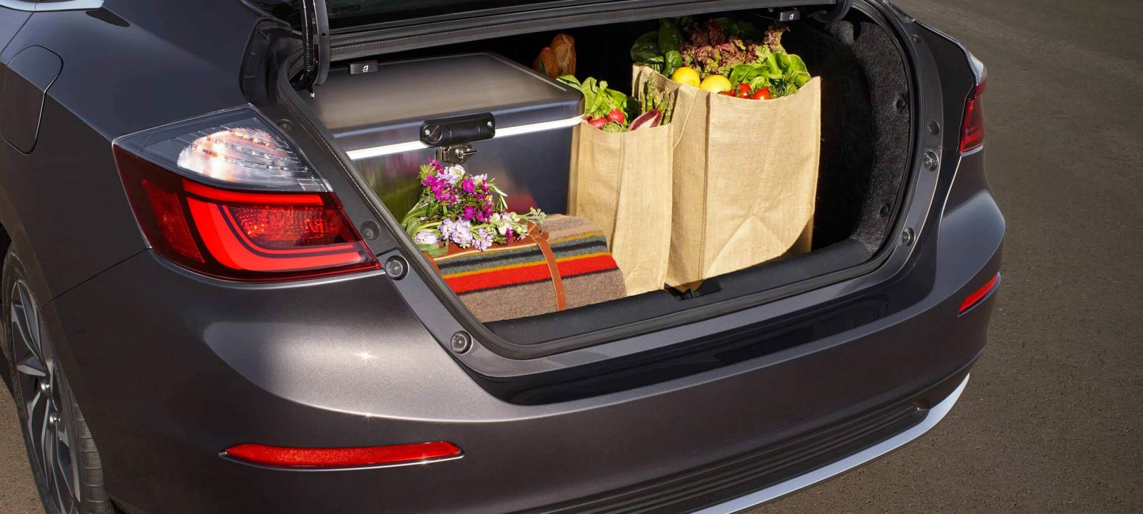 10-uncompromised-cargo-space-2020-honda-insight-hybrid.jpg