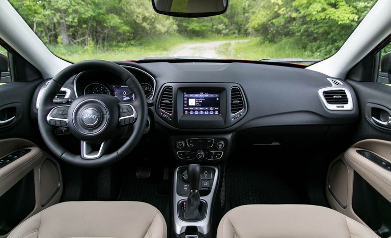 tap-lo-jeep-compass.jpg