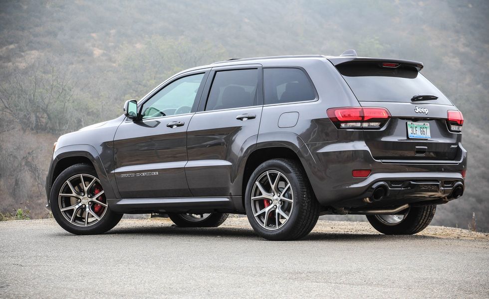 cum-duoi-xe-jeep-grand-cherokee-skt.jpg