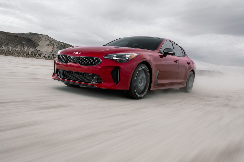 kia-stinger-ngoai-that-tinbanxe-6.jpg