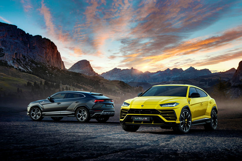 so-sanh-lamborghini-urus.jpg