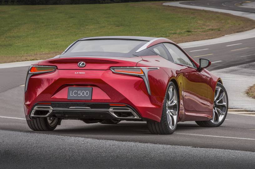 cum-duoi-xe-lexus-lc-500-tinbanxe.jpg