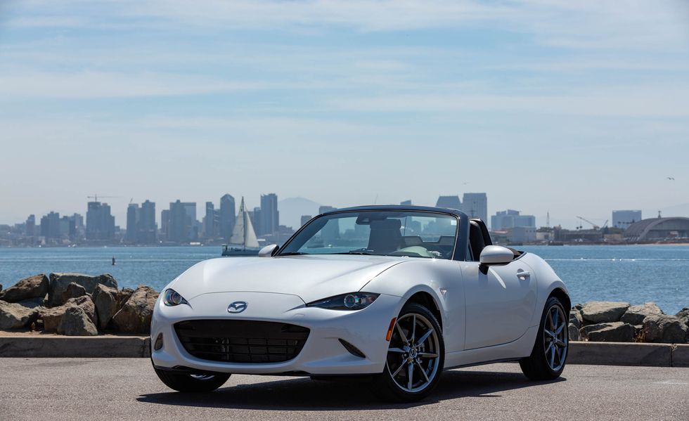 mazda-mx-5-ngoai-that-tinbanxe-1.jpg