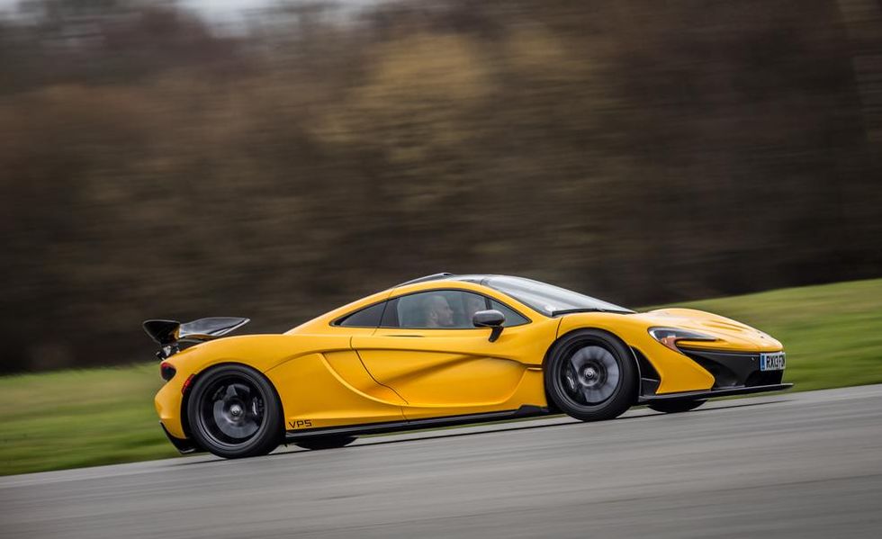 cam-giac-lai-mclaren-p1.jpg