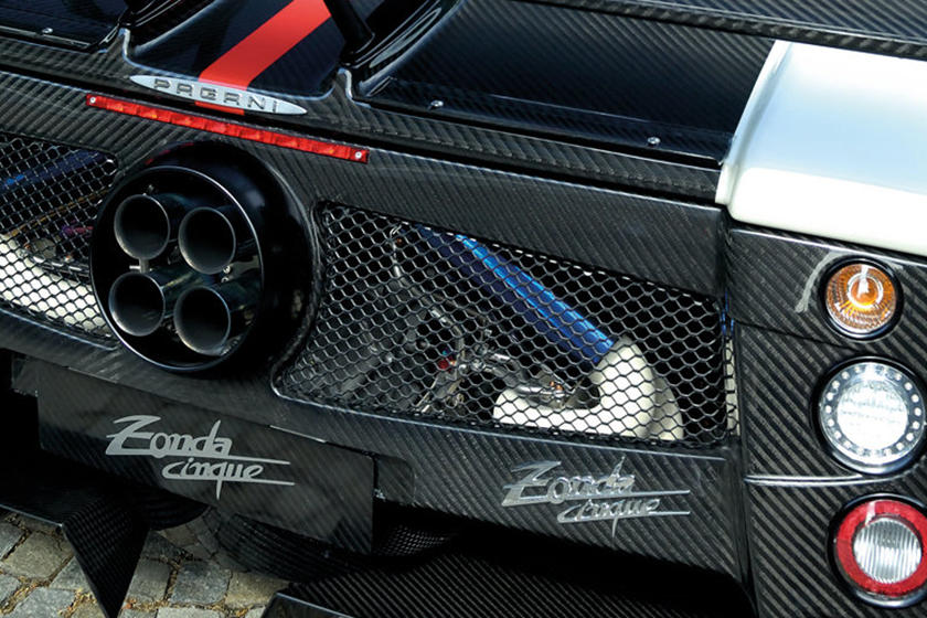 ong-xa-pagani-zonda.jpg