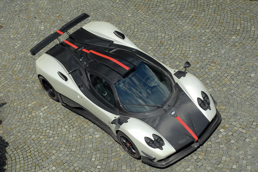 tran-xe-pagani-zonda.jpg