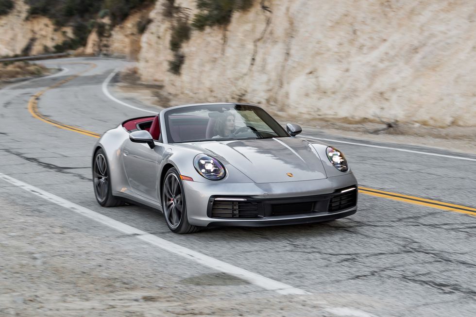 cam-giac-lai-porsche-911-carrera-s-cabriolet.jpg