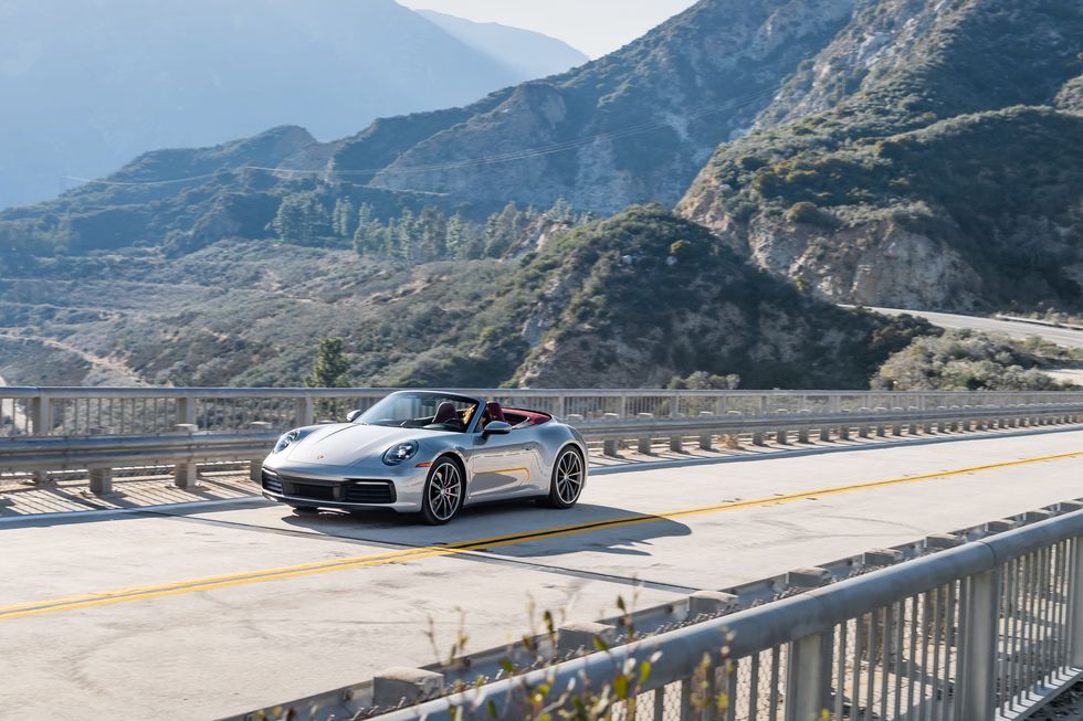 trai-nghiem-porsche-911-carrera-s-cabriolet.jpg