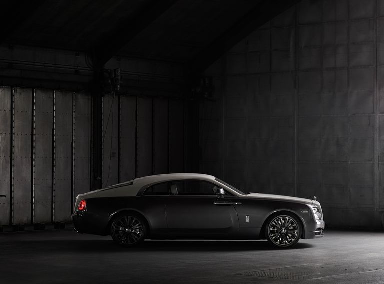 than-xe-rolls-royce-wraith.jpg