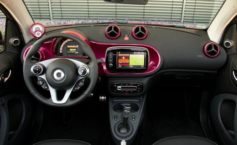 tap-lo-smart-electric-drive-cabriolet.jpg