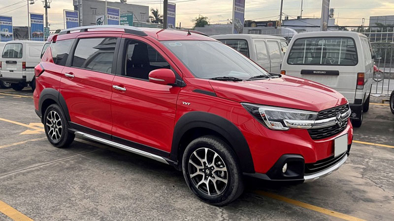 xe-xl7-mau-do-tuoi-4.jpg