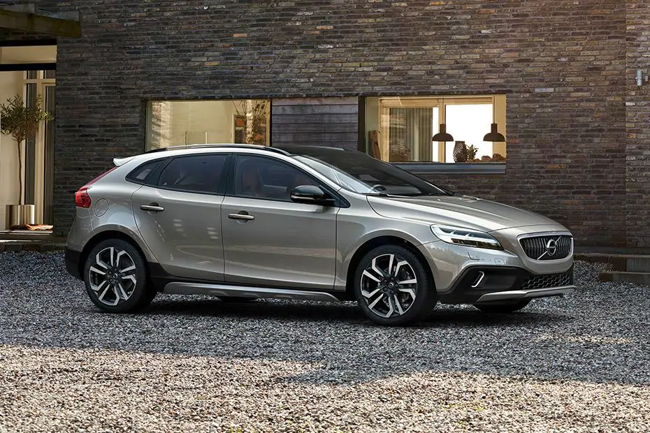 hong-xe-volvo-v40.jpg