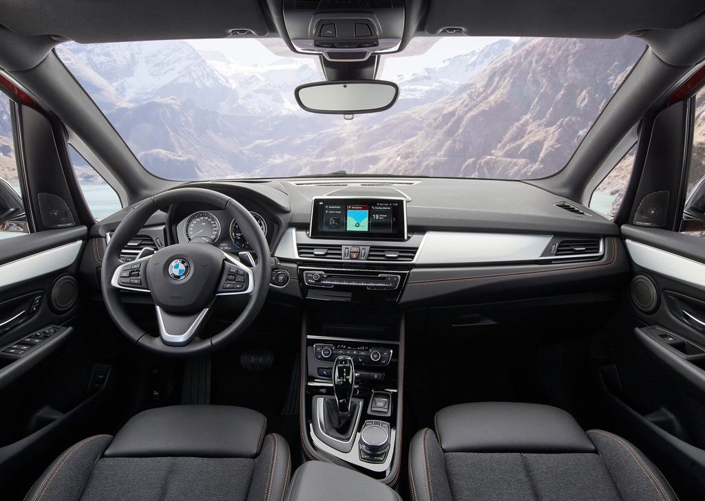 BMW-2-Series_Active_Tourer-2019-1024-4b-e1565794269941.jpg