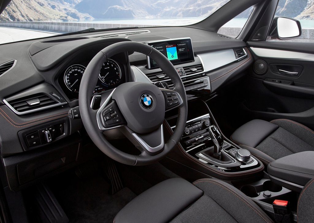 BMW-2-Series_Active_Tourer-2019-1024-4c-e1565794351633.jpg